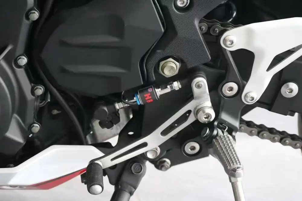 CFMOTO 450MT cfmoto 450mt 2023 - Motorcycle Quickshifter のレビューと価格