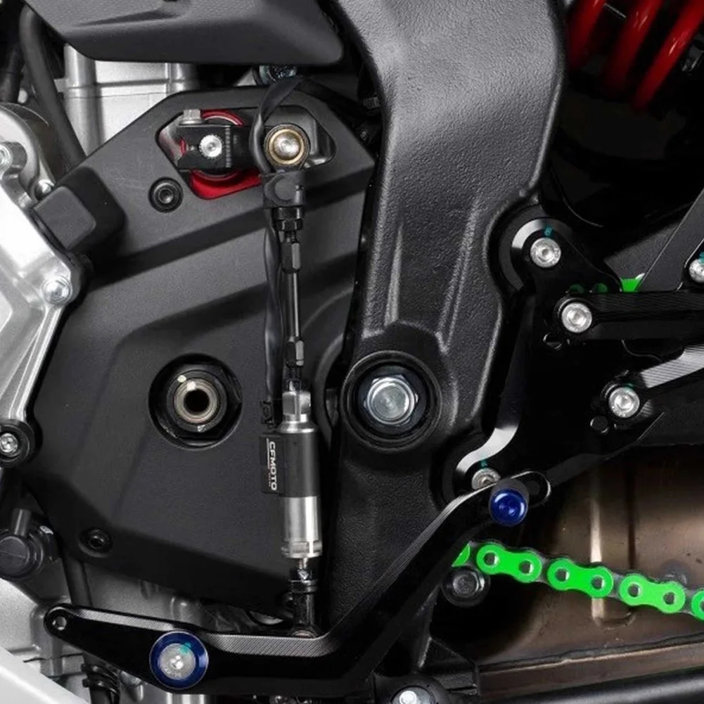 CFMOTO 675NK 675SR 675SR-R オート - Motorcycle Gear Jammer のレビューと価格