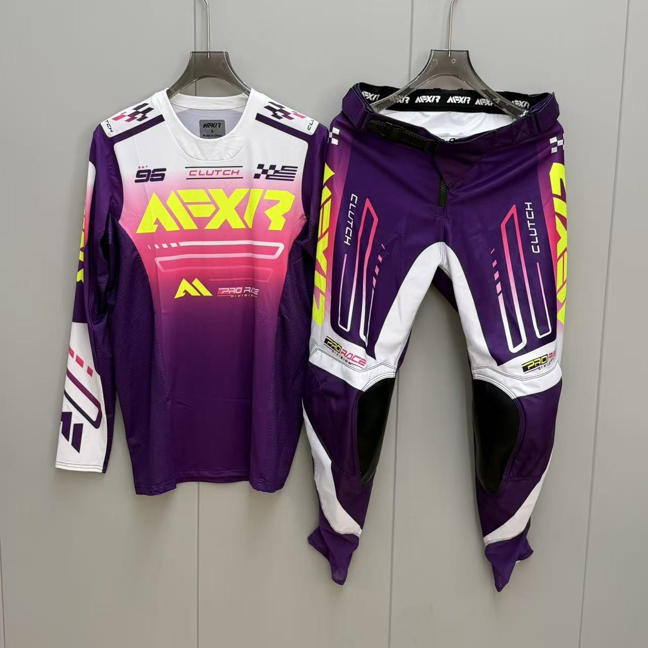 ユニセックスオフロードバイクライディングウェア 速乾性 アウ - Motorcycle Gear Outfit のレビューと価格